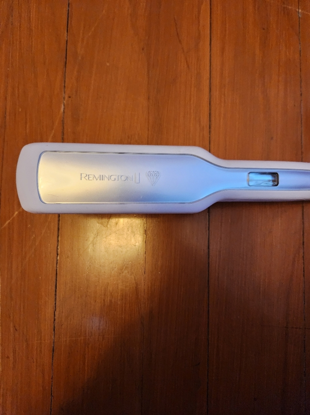 Remington White/Silver Flat Iron Hair Straightener